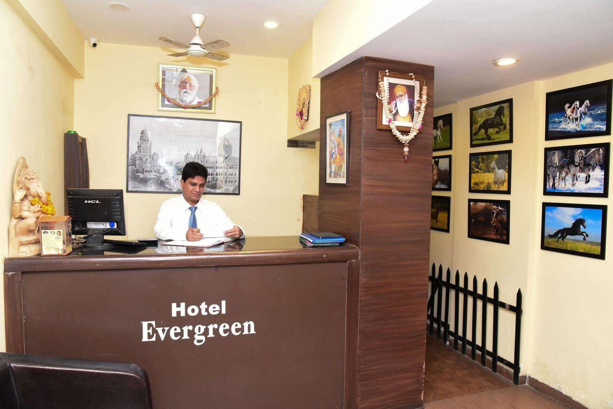 Hotel Evergreen Bombay Exterior foto